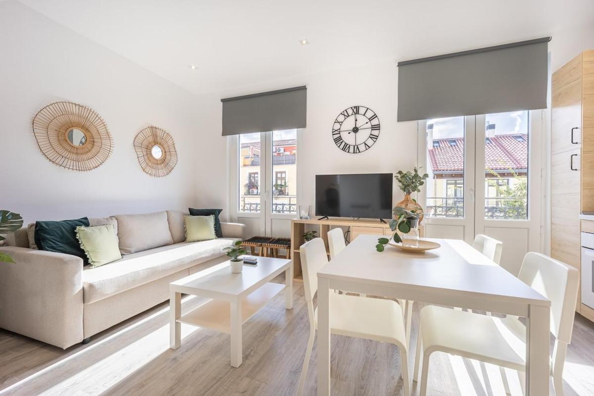 Apartamento Con Vistas En Lavapies Madri Exterior foto