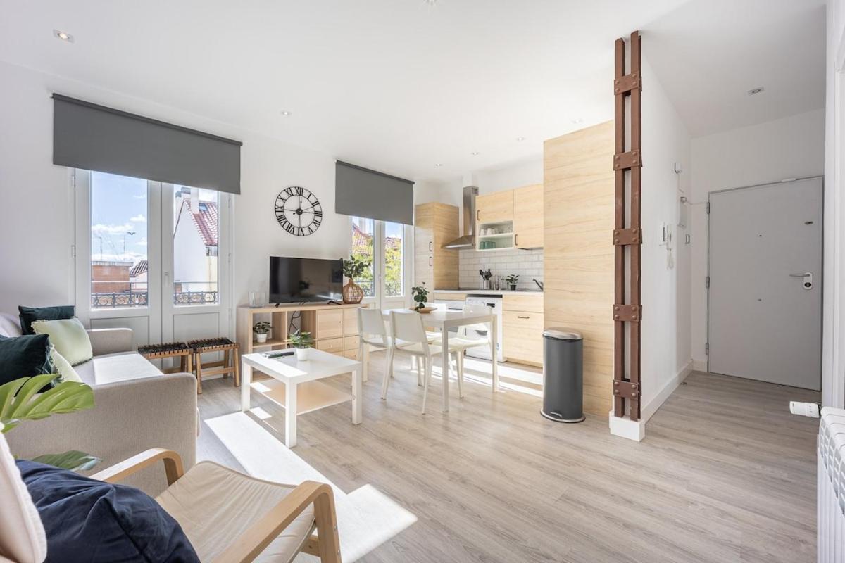 Apartamento Con Vistas En Lavapies Madri Exterior foto