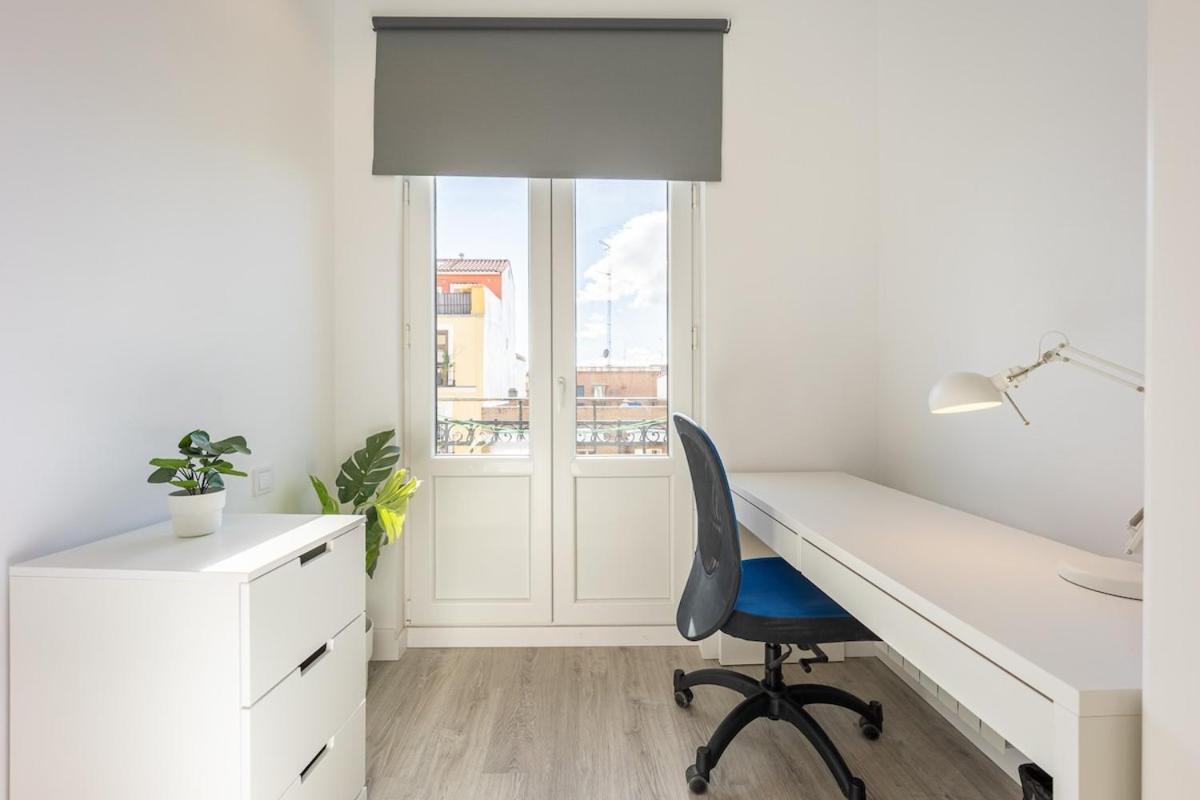 Apartamento Con Vistas En Lavapies Madri Exterior foto