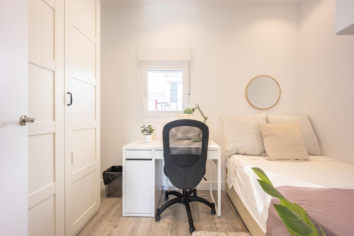 Apartamento Con Vistas En Lavapies Madri Exterior foto
