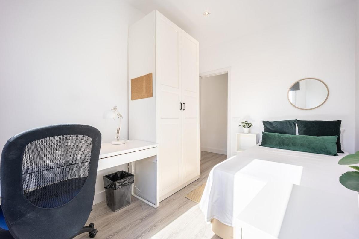 Apartamento Con Vistas En Lavapies Madri Exterior foto